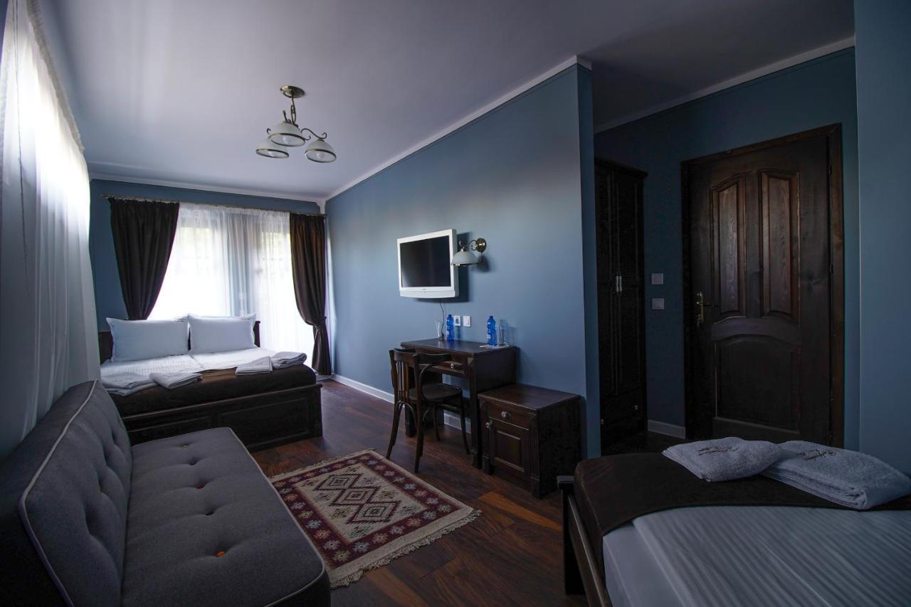 Pulpudeva Family Hotel Plovdiv Buitenkant foto