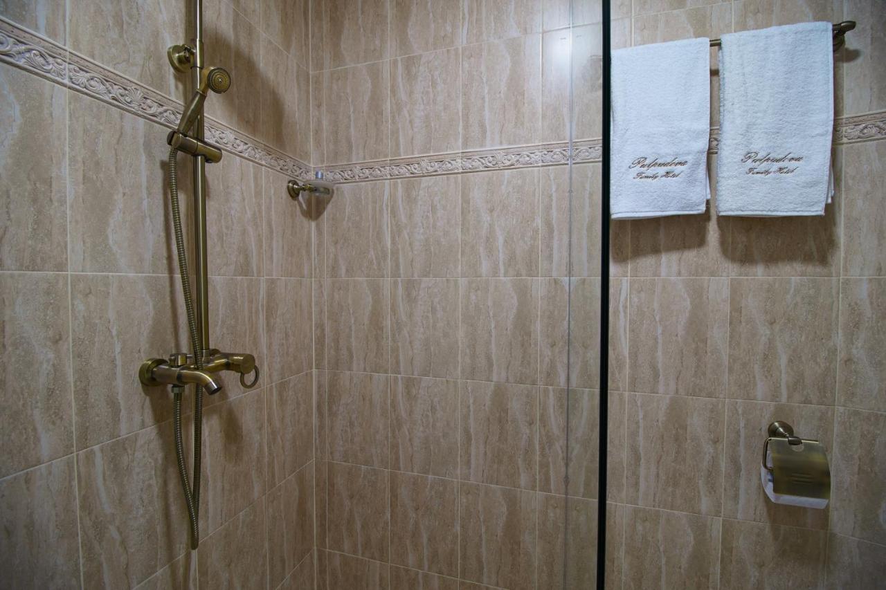 Pulpudeva Family Hotel Plovdiv Buitenkant foto