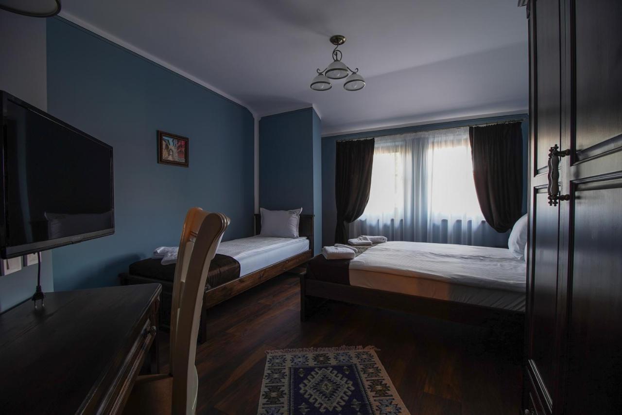 Pulpudeva Family Hotel Plovdiv Buitenkant foto