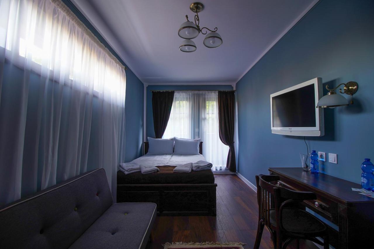 Pulpudeva Family Hotel Plovdiv Buitenkant foto