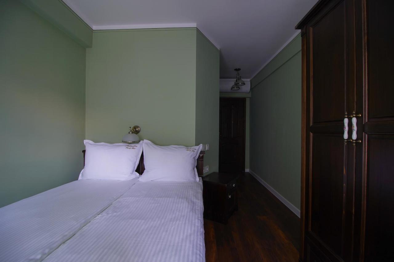Pulpudeva Family Hotel Plovdiv Buitenkant foto