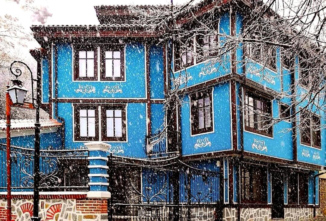 Pulpudeva Family Hotel Plovdiv Buitenkant foto
